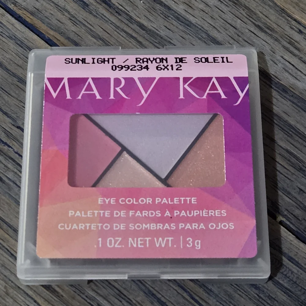 Mary Kay Sunlight Eyeshadow Color Palette Limited Edition DISCONTINUED